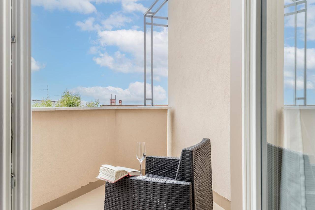 Double Room with Balcony in Tivoli, Provincia di Roma