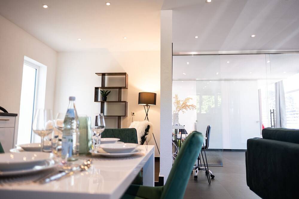 Klassen Apartments! Erleben Sie Biberach in Diesem Stillvollem Bungalow in Biberach an der Riß, Oberschwaben