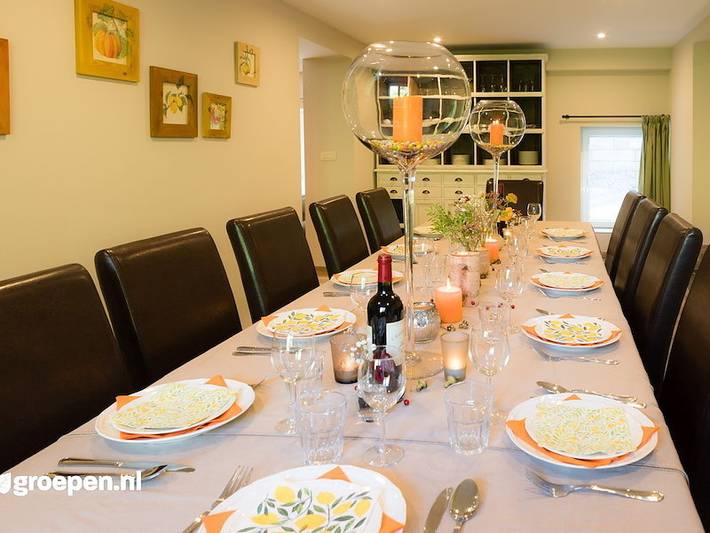 Location de vacances pour 14 personnes, avec balcon/terrasse et terrasse à Anhée - 4