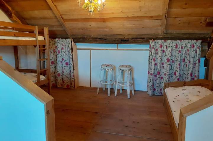 Gîte pour 10 personnes, avec jardin à Alby-sur-Chéran - 2