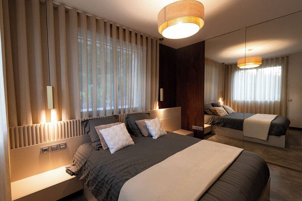 Villa \"La Bihourdière\"-Propriété d'exception sur parc arboré et piscine chauffée in Mézy-sur-Seine, Yvelines
