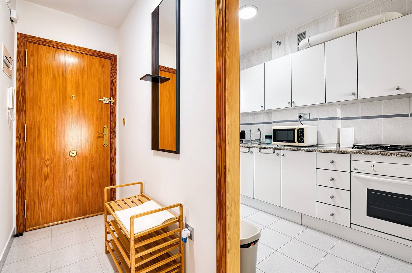 Appartement entier, Appartement 'Noel Villajoyosa' avec piscine partagée, Wi-Fi et climatisation in La Vila Joiosa, Costa Blanca