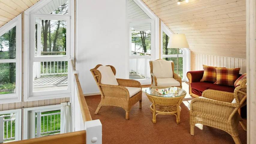 Ferienhaus für 12 Personen, mit Sauna und Whirlpool sowie Terrasse und Garten, mit Haustier in Bad Saarow - 2