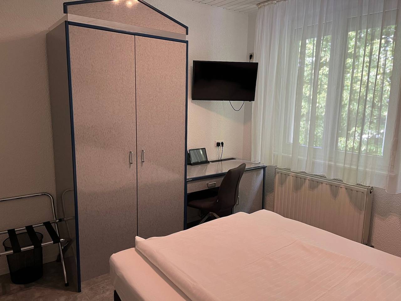 Cocco Bello Smart Check-in - Doppelzimmer in Ludwigsburg, Landkreis Ludwigsburg