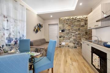 Agriturismo per 4 Persone in Dogliani, Langhe, Foto 3