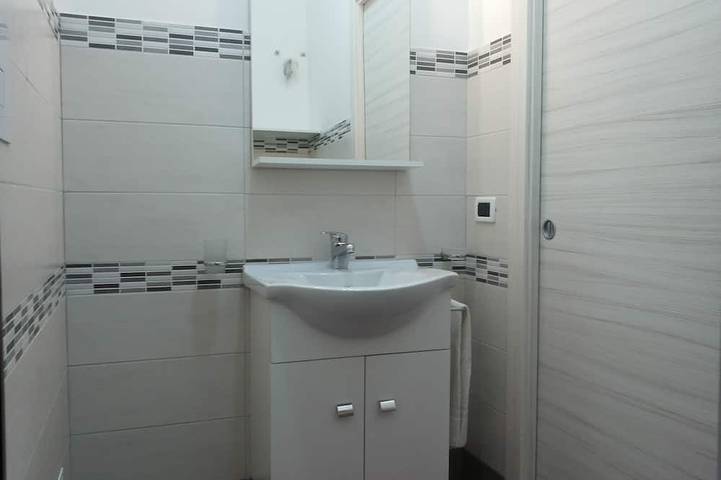 Appartement entier, Giardino Fiorito 2 - Relax on the terrace and enjoy free Wi-Fi in Casa Santa (Sicile), Erice