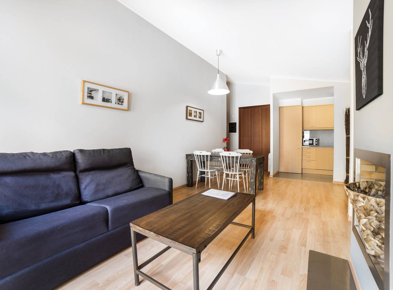 Apartamento entero, 1 Bedroom Apartment next to ski slopes. El Tarter. Floc 21 in El Tarter, Grandvalira