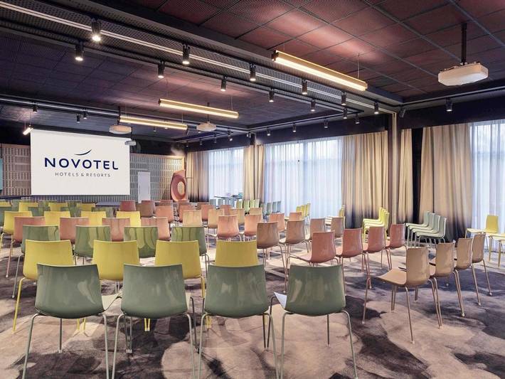 Hôtel pour 4 personnes, avec piscine et jardin, animaux acceptés à Collégien (Seine-et-Marne) - 3