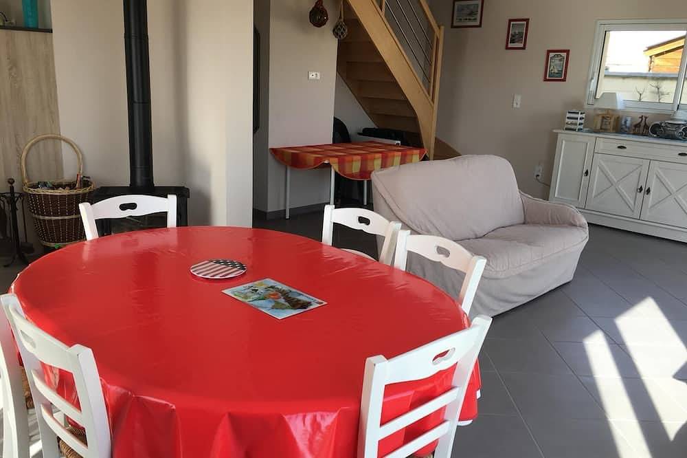Ruhiges Ferienhaus für 8 Personen in Surtainville, Côte de la Déroute