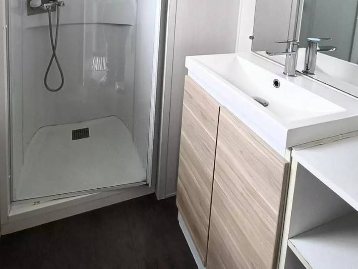 Camping pour 5 personnes, avec bassin pour enfant à La Londe-les-Maures - 4