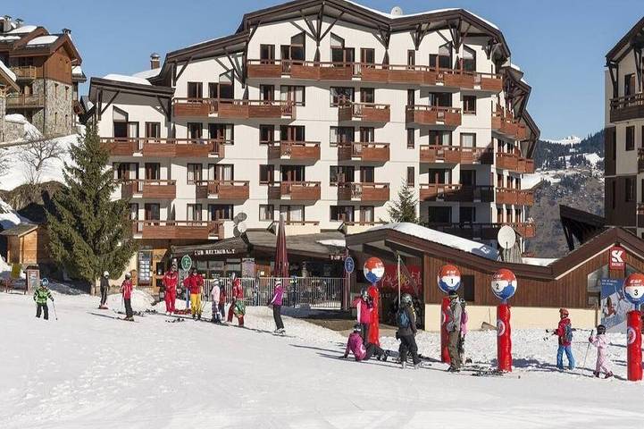 Ganze Wohnung, Courchevel La Tania, 2-room apartment with basement parking in La Tania, La Perrière