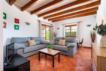 Villa in Ciutadella, Coast of Menorca für 6 