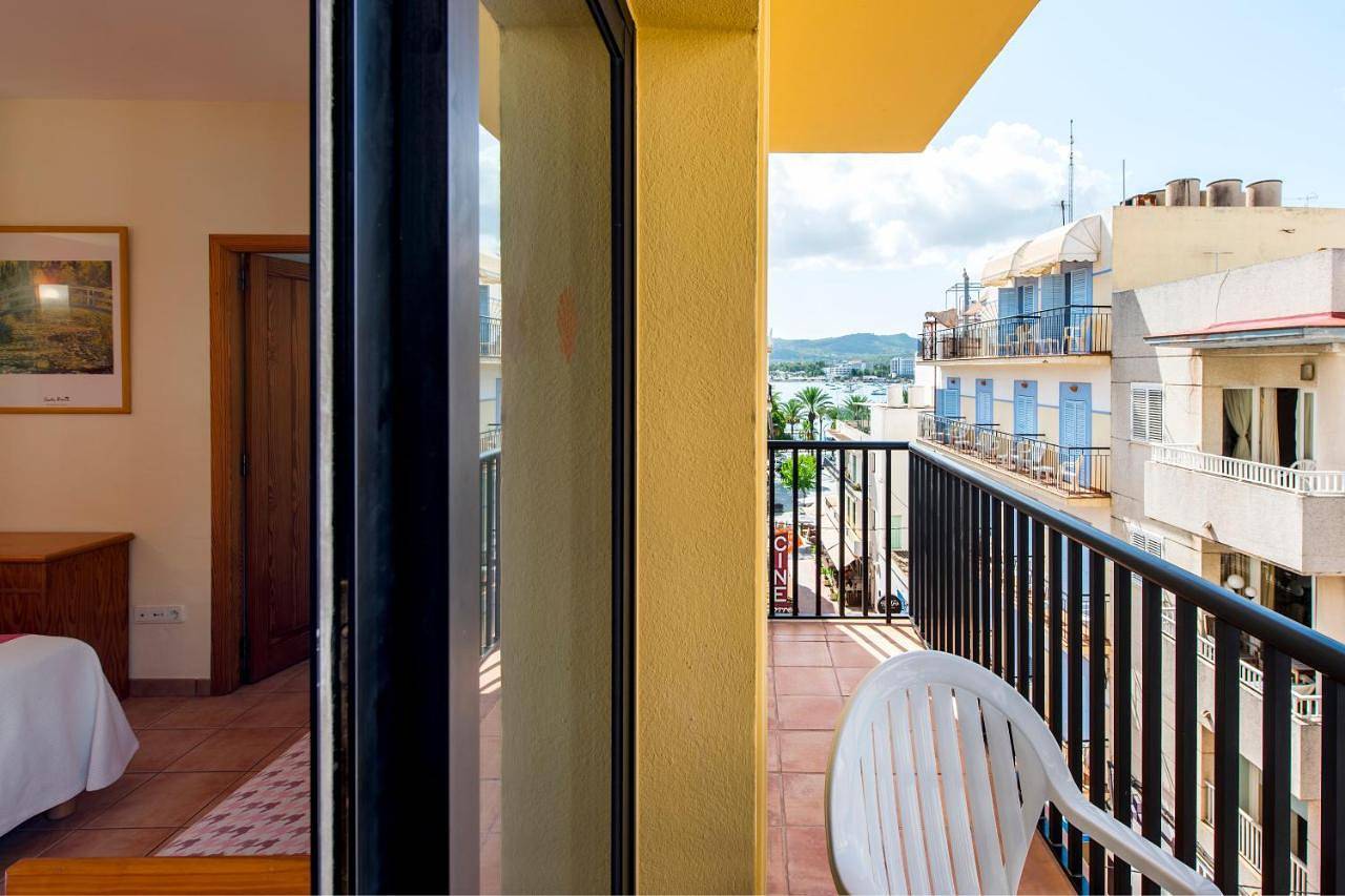 Apartamentos Casa Maria in Ocean Beach Ibiza, Sant Antoni de Portmany
