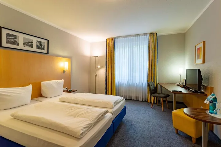Hotel para 2 personas, con sauna además de piscina y jardín, Se admiten mascotas - 1