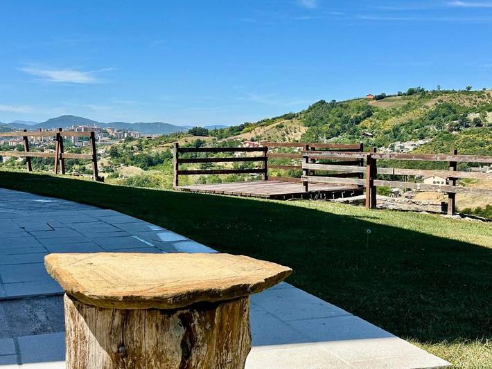 Location de vacances pour 4 personnes, avec vue et jardin à Potenza - 2