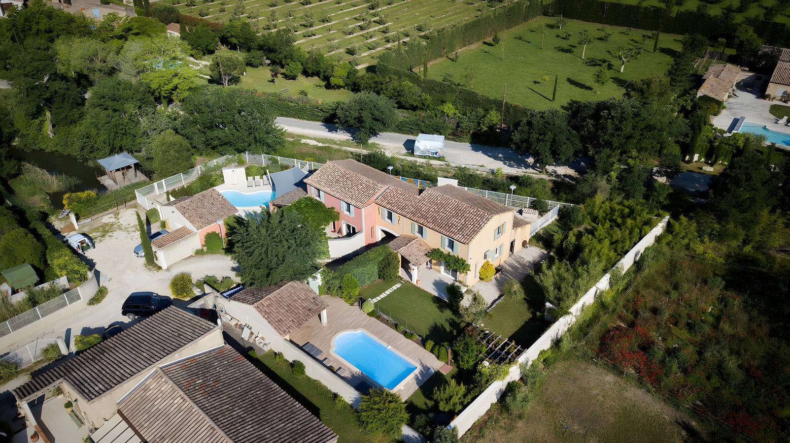 Gîte amarillo - los gîtes de Bel-Air en Luberon in Taillades, Parque natural regional del Luberon