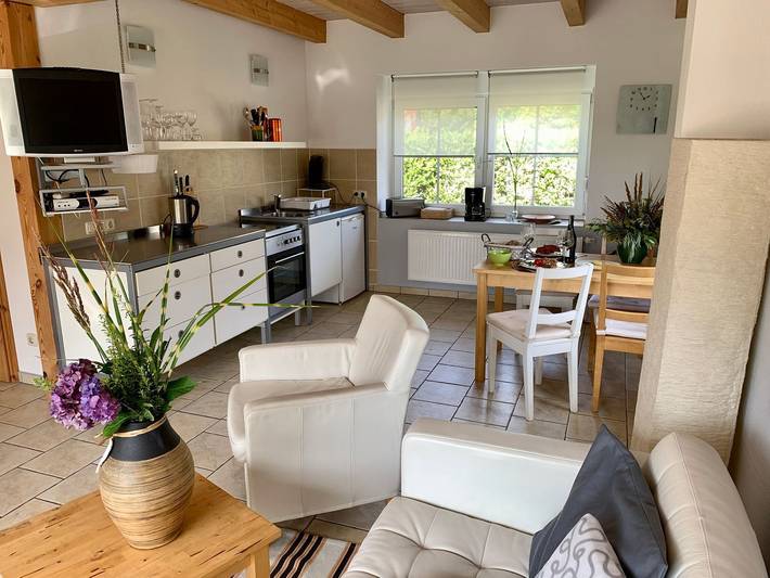 Ganze Wohnung, Maisonettewohnung mit viel Grün zum Entspannen - Anni in Wieck am Darß, Fischland - Darß - Zingst