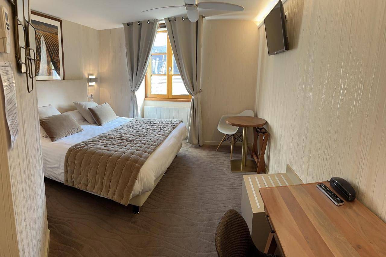 Logis Hôtel des Messageries in Arbois (homonymie), Jura Francais