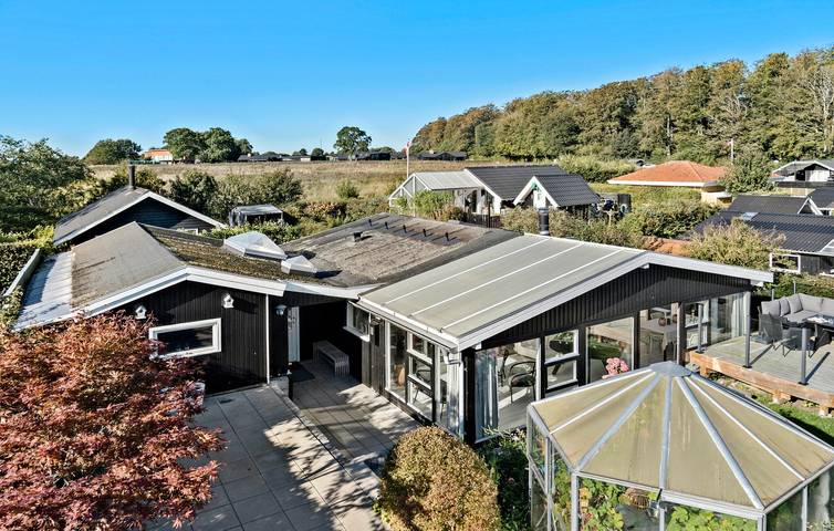 Ferieudlejning for 5 personer, med have og terrasse i Haderslev