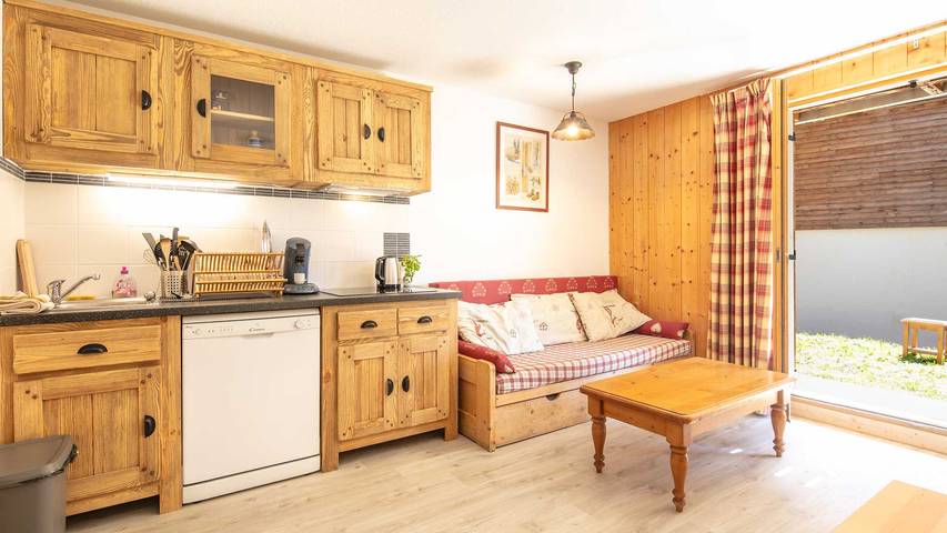 Chalet pour 7 personnes, avec piscine et terrasse à Saint-Sorlin-d'Arves - 2