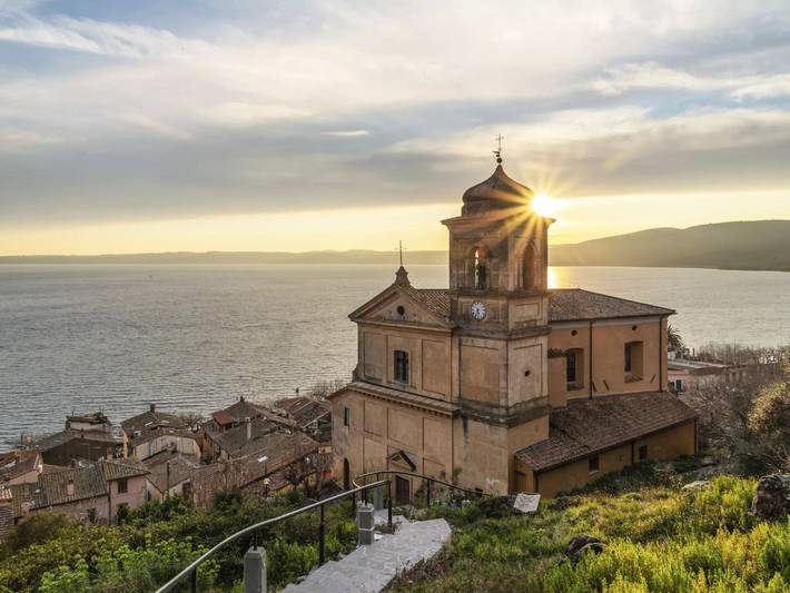 Appartamento per 4 persone, con balcone a Trevignano Romano
