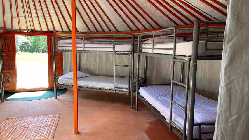 Tente pour 5 personnes, avec vue et jardin en Corse - 3