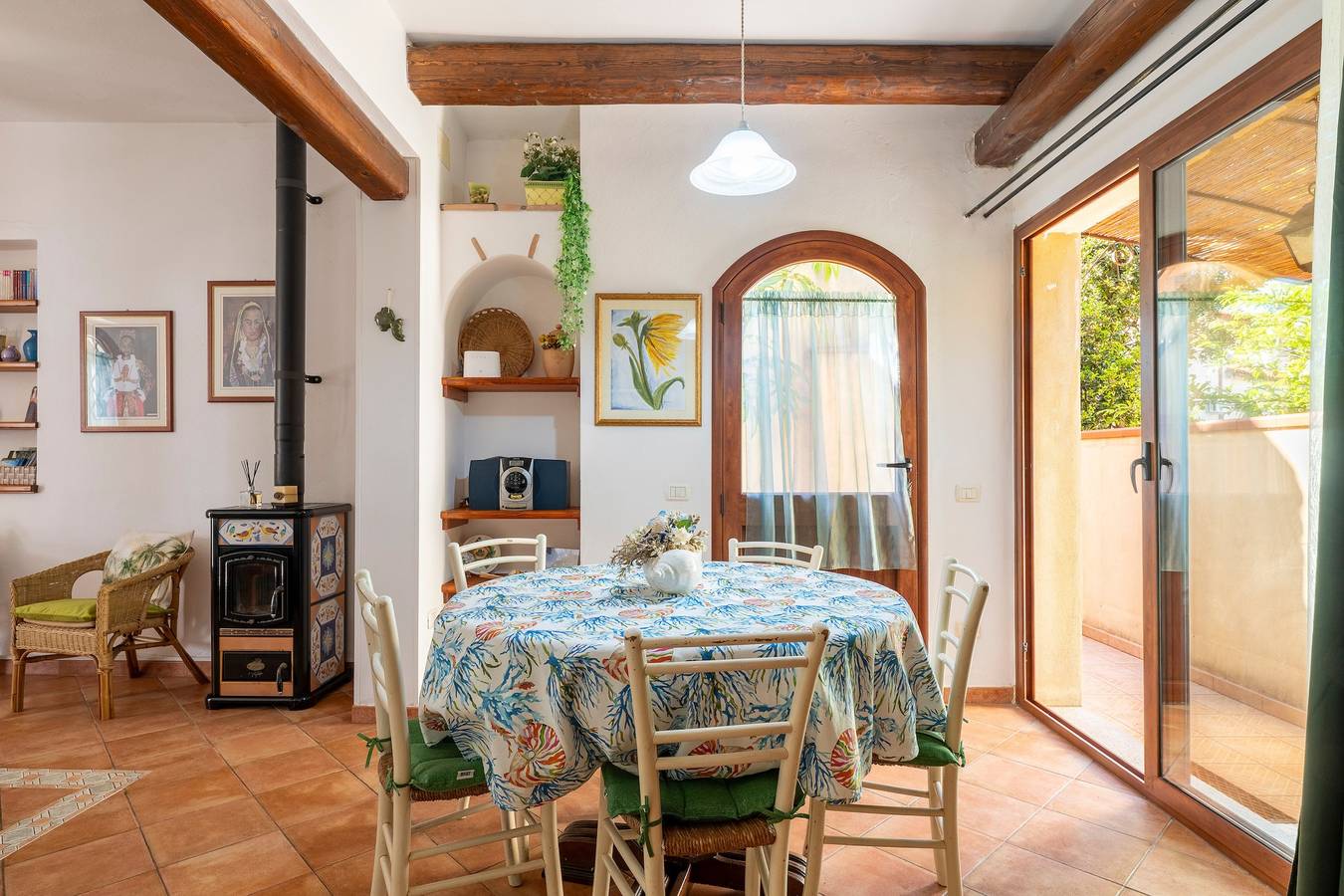 Maison de vacances 'Sa Domu De Ettore' avec terrasse privée, Wi-Fi et climatisation in Santa Maria Navarrese, Province de Ogliastra