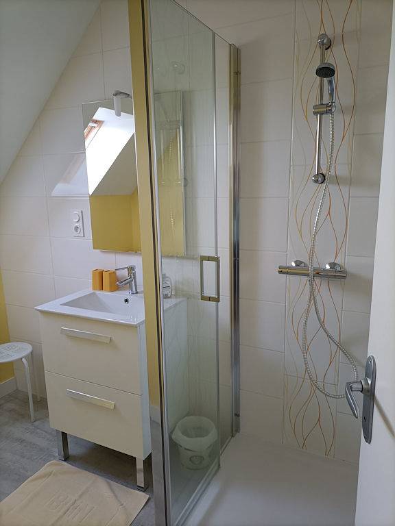 Audienne "Vent des Grèves" - Chambre Jaune in Ardevon, Pontorson