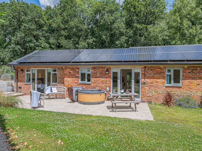 Holiday rental for 6 people, with garden in Dorset