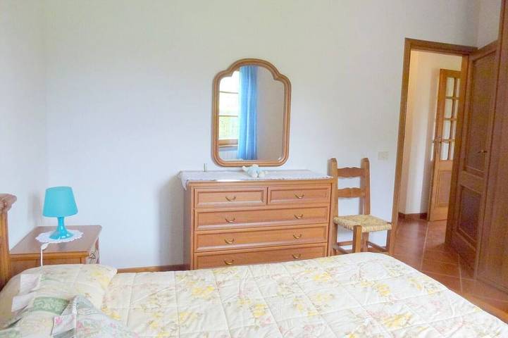Appartamento intero, Appartamento con piscina, terrazza, giardino. Cani ammessi. Spiaggia 8 km. in Camaiore (Toscana), Riviera Toscana