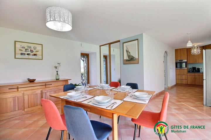 Gîte pour 6 personnes, avec terrasse et jardin à Limerzel - 3