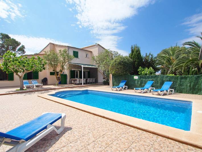 Chalet para 15 personas, con jardín además de piscina y terraza, Se admiten mascotas en Mallorca - 3