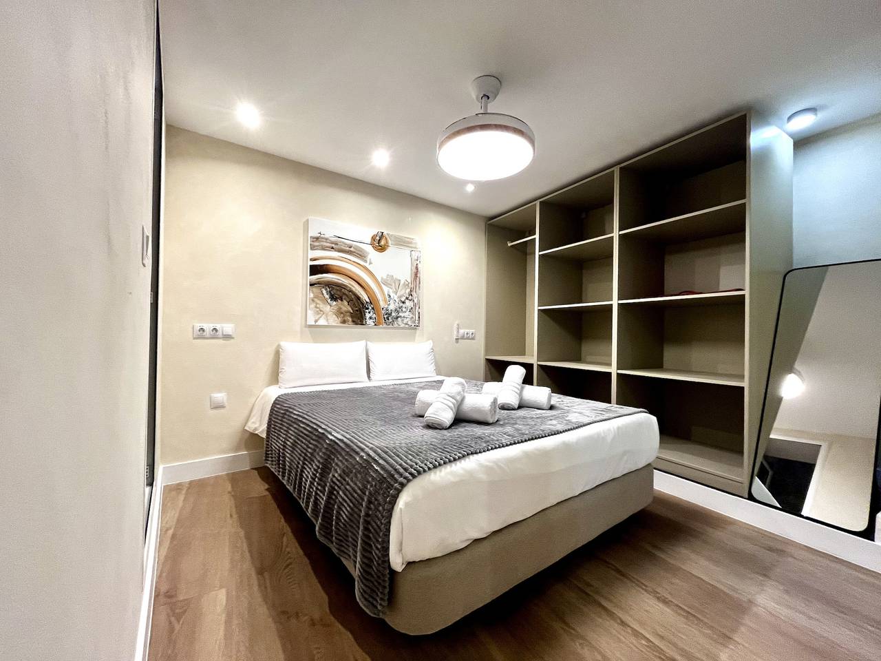 Geheel appartement, Barrio Luzan by United Renters in Raval Roig, Alicante