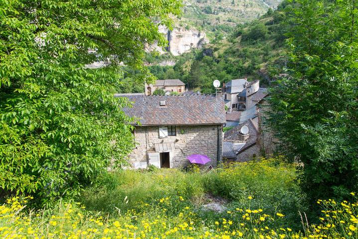Gîte pour 5 personnes, avec Terrasse et Vue dans les Gorges du Tarn - 2