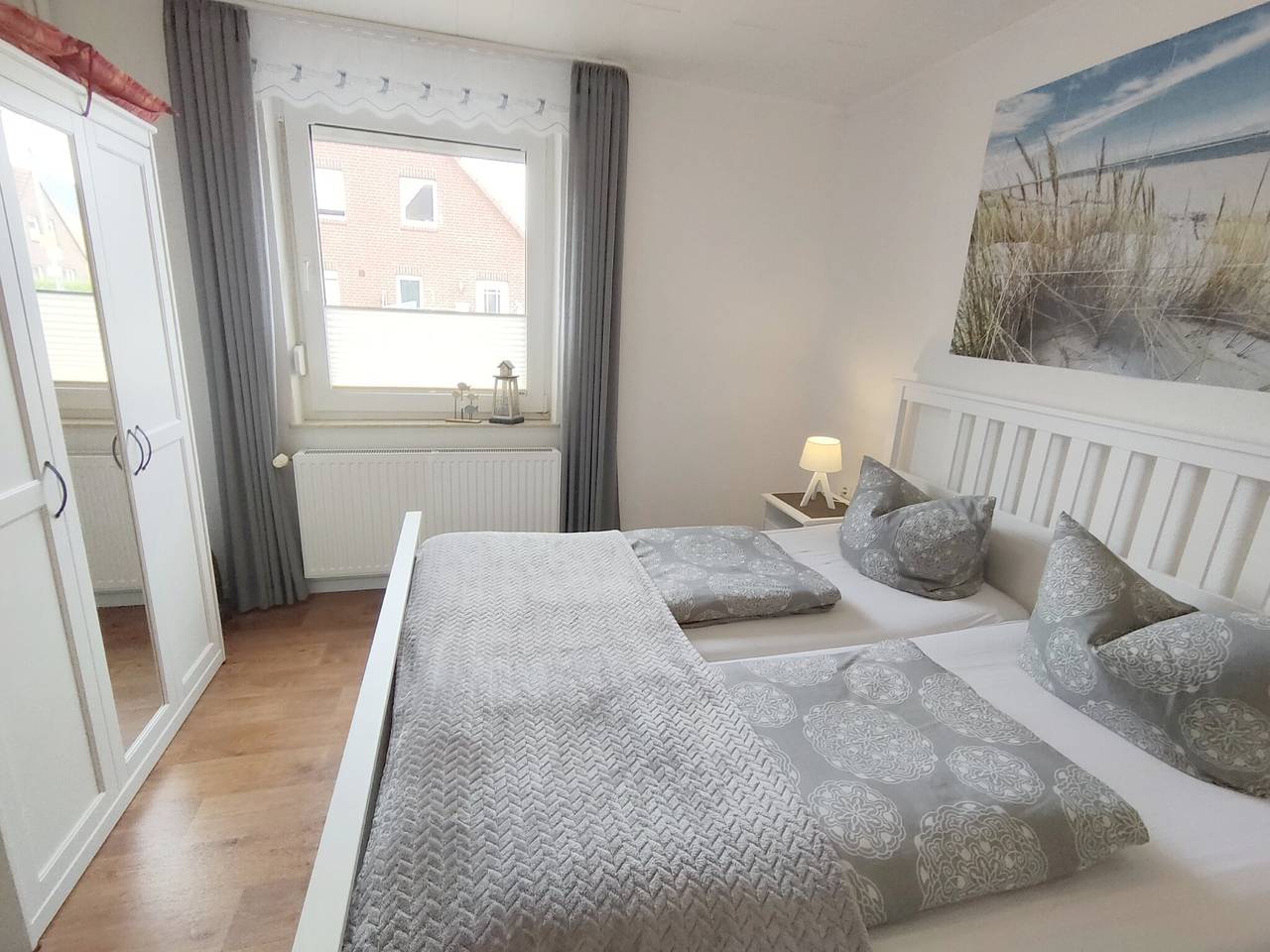 Ganze Ferienwohnung, Zu den Nordseeinseln Ii - Ferienwohnung Neuwerk in Norddeich, Norden und Umgebung