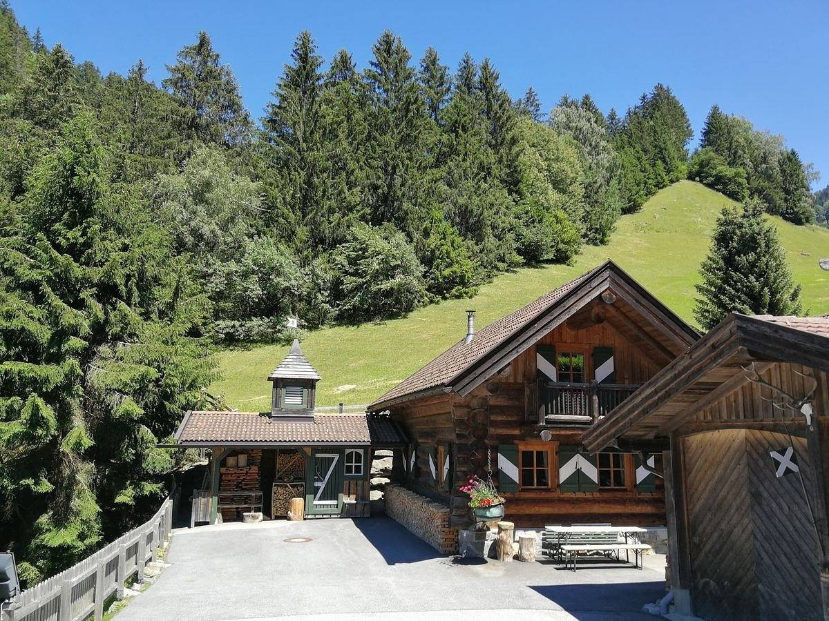 Hüttenurlaub im Zillertal Andreas-Hofer Hütten by Fewo-Plan in Mayrhofen, Ziller valley alps