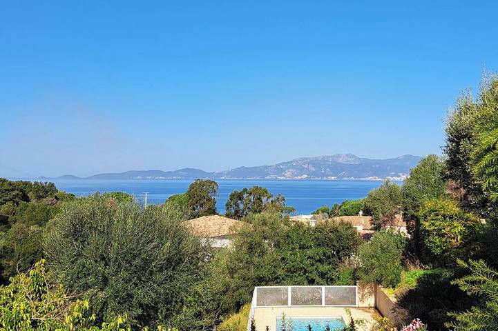 Villa pour 10 personnes, avec balcon et jardin