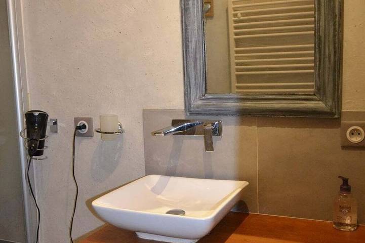 Chambre d’hôte pour 4 personnes, avec sauna ainsi que jacuzzi et jardin dans les Deux-Sèvres - 4