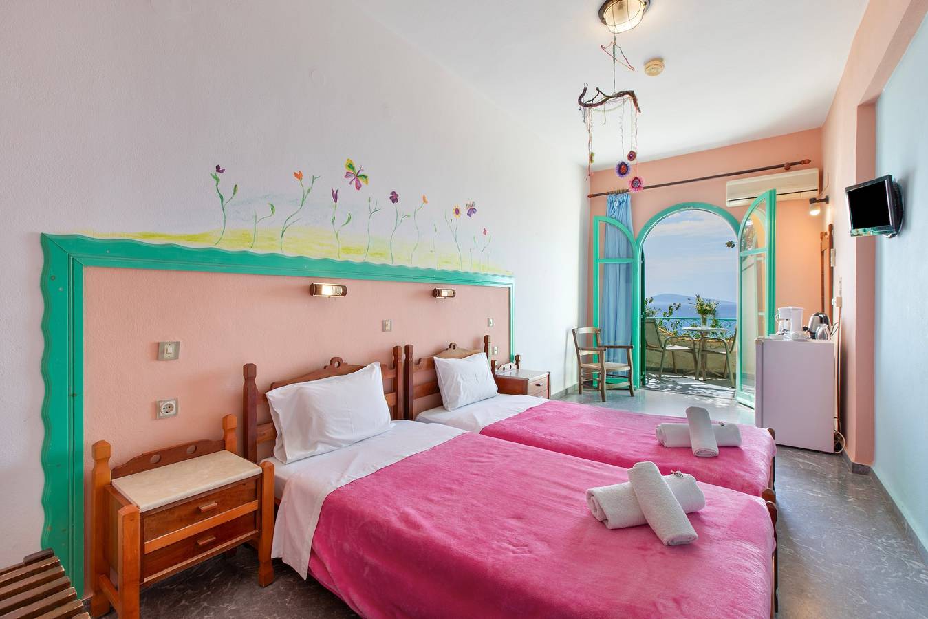 Bed & Breakfast 'Tweepersoonskamer Nr. 201 Zeezicht' met Wi-Fi en Airco, foto 6