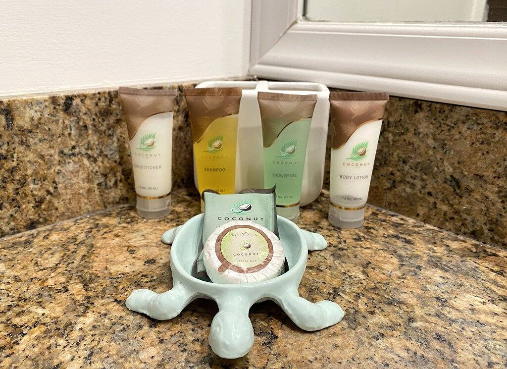 Ganze Wohnung, Palms 7th floor studio Sleeps 4 Guests above Pool in Waikiki Beach, Honolulu