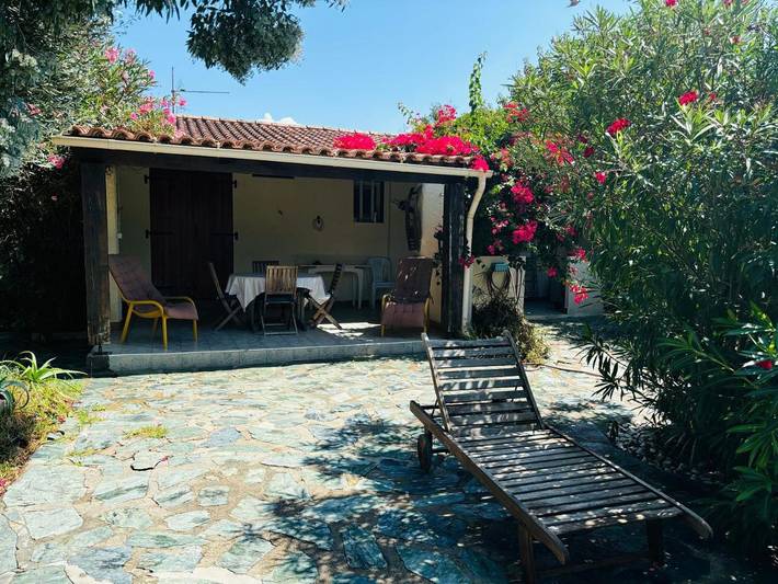 Location de vacances pour 4 personnes, avec vue et jardin dans Plage d'Agosta - 4