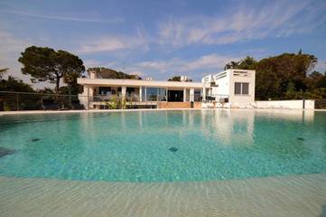 Chambre d’amis pour 3 personnes, avec bassin pour enfant et vue ainsi que piscine et jardin à Palazzolo dello Stella
