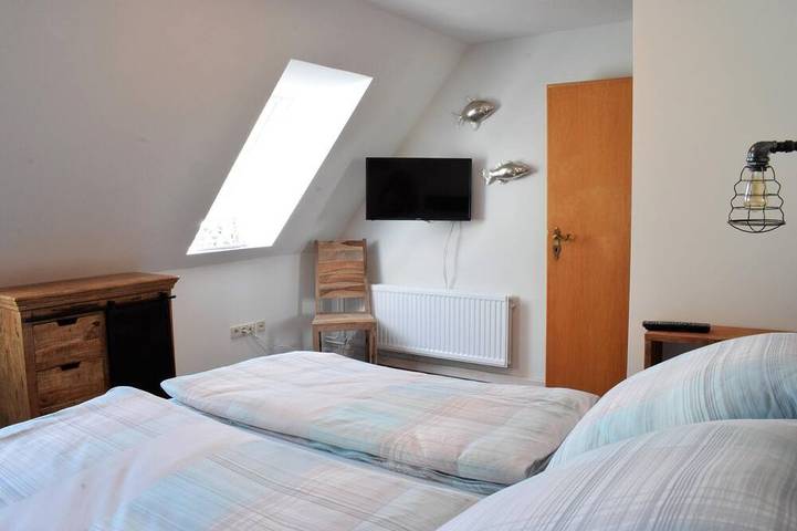 Ganze Wohnung, Vadders Hof - 2 Terrassen, Garten, Schaukel und Sandkasten, E-Auto Ladestation in Risum-Lindholm, Nordfriesland