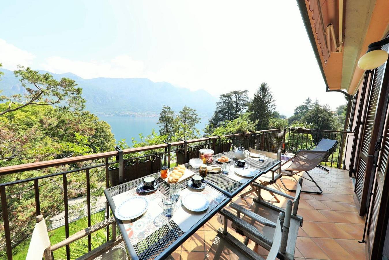 Ganze Wohnung, Apartment 'Bellagio Retreat' mit Seeblick, Wlan und Klimaanlage in Limonta (Oliveto Lario), Oliveto Lario