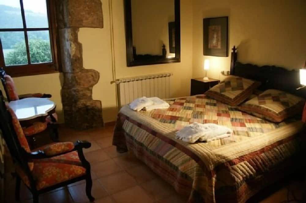 Casas Rurales La Salada für 8 personen in Lladurs, Lleida Provinz