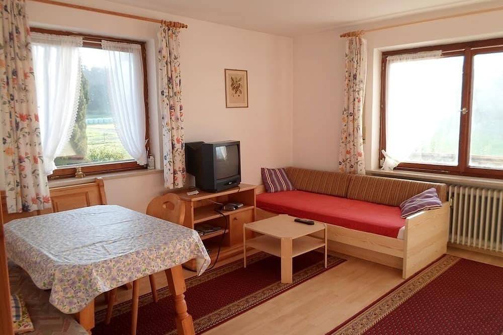 Ganze Wohnung, Ferienwohnung 50qm mit Badewanne, Balkon und Grillmöglichkeit in Rimsting, Chiemsee