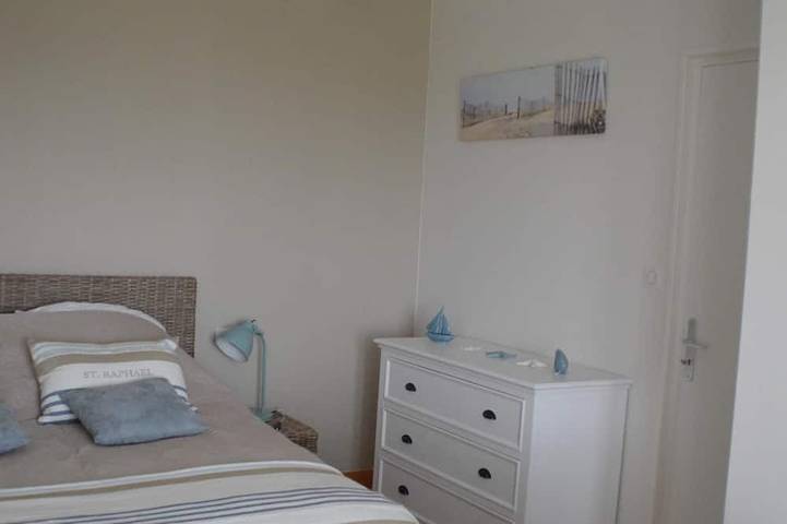 Location de vacances pour 6 personnes, avec balcon et jardin à Esquibien - 2