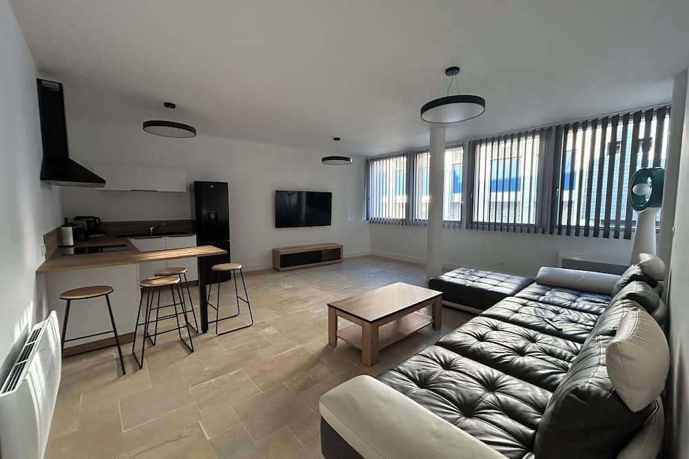 Entire apartment, Charming downtown apartment in Bourges, Bourges region