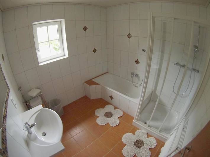 Ganze Wohnung, Two-Bedroom Apartment with Balcony and Terrace in Hintersee (Salzburger Land), Bezirk Salzburg-Umgebung