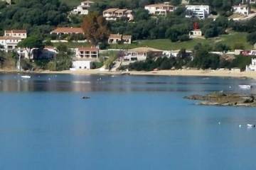 Cottage pour 4 personnes, avec jardin et balcon dans Plage de Tiuccia